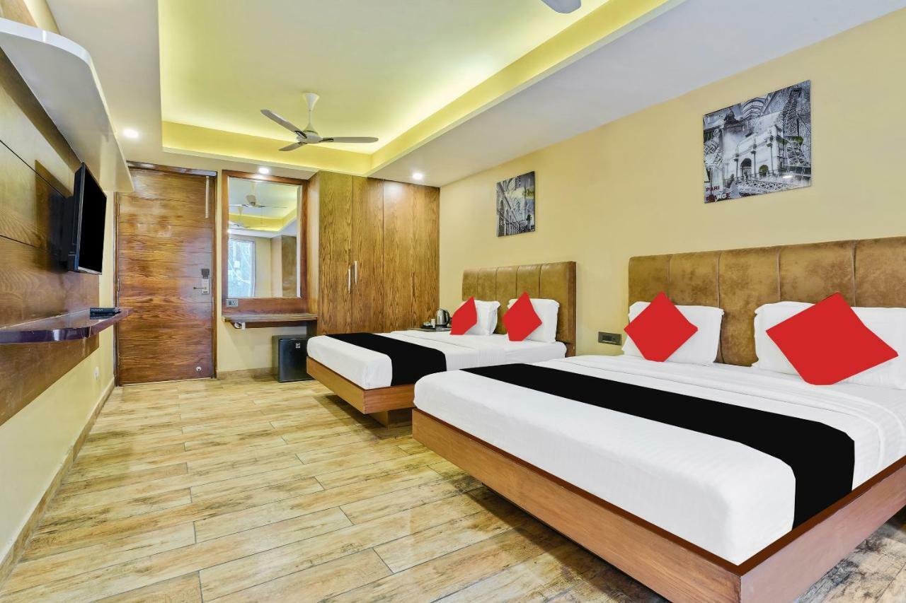 Hotel Nitya Maharani Nova Deli Exterior foto
